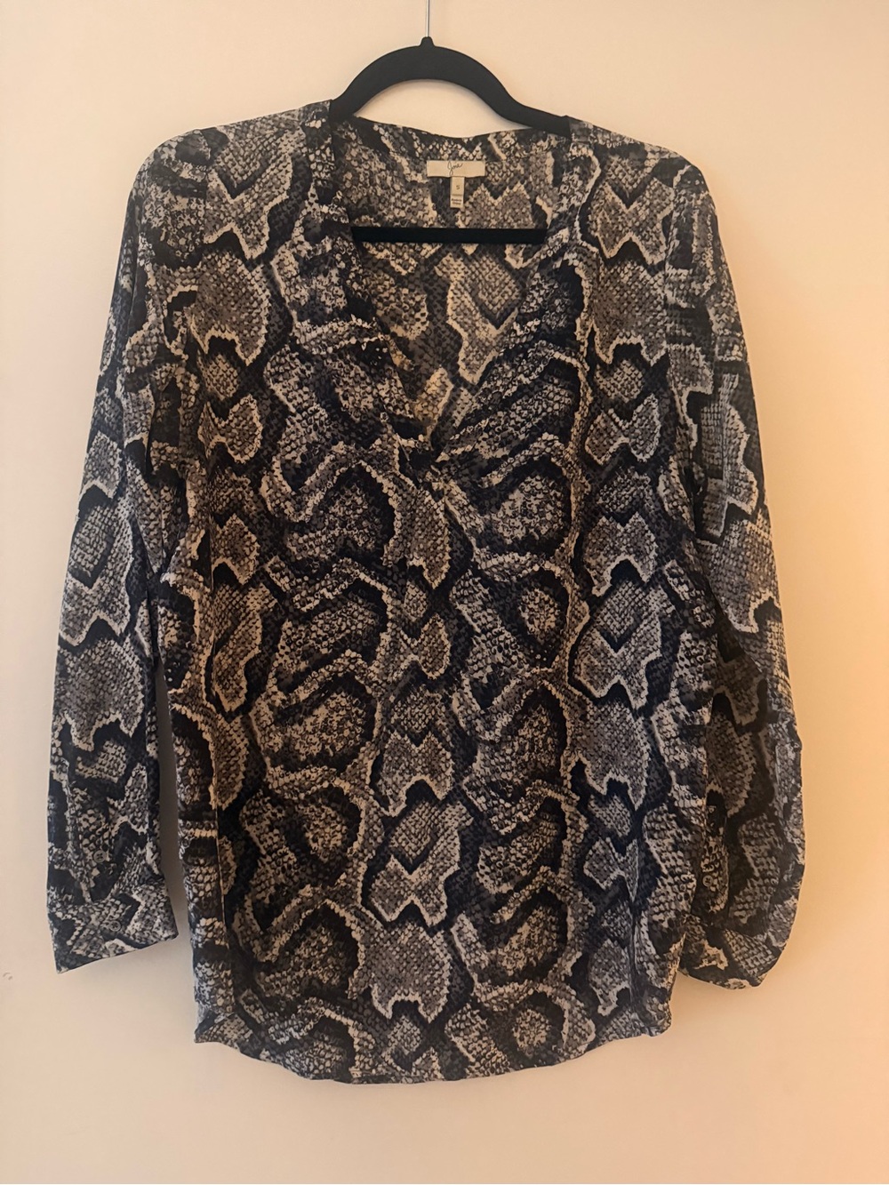 Joie Snake Print V-Neck Sweater in Black and Cream - S